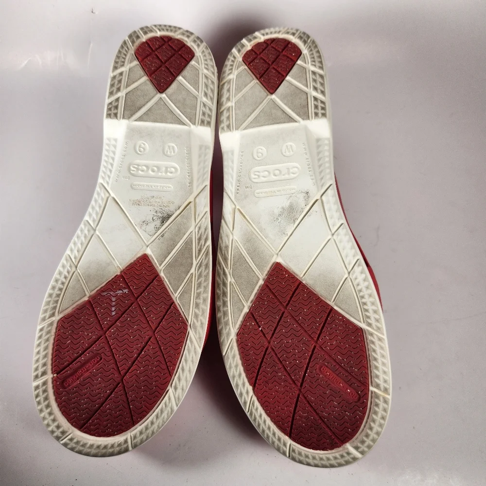 CROCS Women's Beach Line Boat Shoe Size 9 Red Comfort Slip On Lightweight - Picture 9 of 9